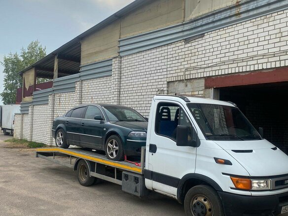 2002 Iveco Daily, белый, 1550000 рублей - вид 2