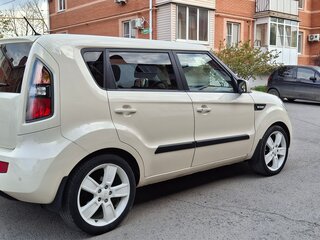 2011 Kia Soul I Рестайлинг, бежевый, 1050000 рублей, вид 5