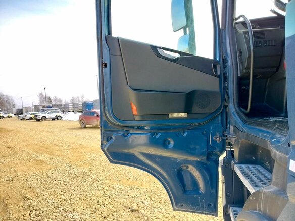 2019 Volvo FH, синий, 6796800 рублей - вид 8