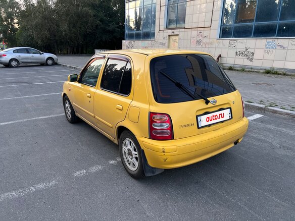 2001 Nissan March II (K11), жёлтый, 195000 рублей - вид 3