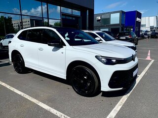 2026 Volkswagen Tiguan L Pro III (China Market), белый, 5190000 рублей, вид 3