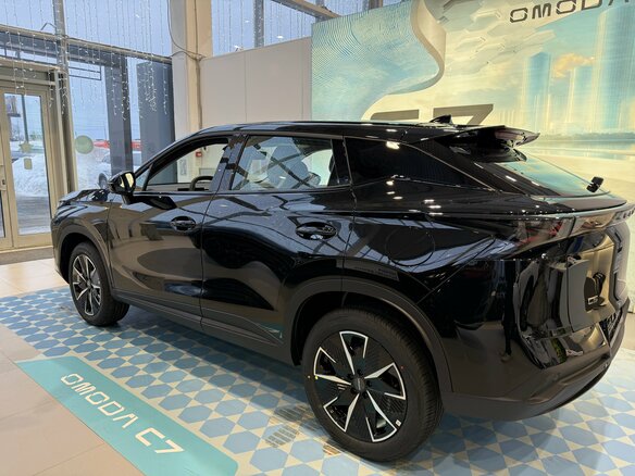 2026 Omoda C5 II, чёрный - вид 1