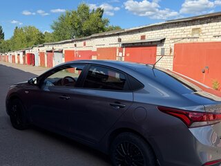 2018 Hyundai Solaris II, серый, 1050000 рублей, вид 3
