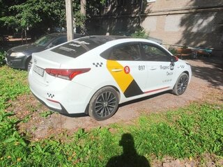 2017 Hyundai Solaris II, белый, 526300 рублей, вид 4