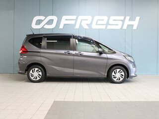 2019 Honda Freed II, серый, 1735000 рублей, вид 4