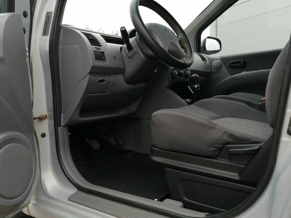 2006 Hyundai Matrix I Рестайлинг, серебристый, 320000 рублей - вид 10