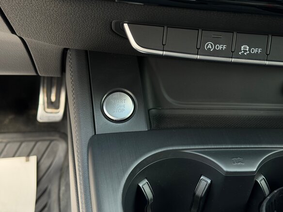 2016 Audi A4 V (B9), чёрный, 1900000 рублей - вид 16