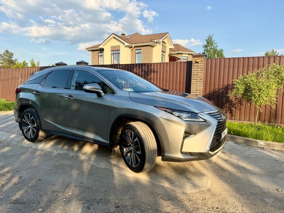 2018 Lexus RX 300 IV, серебристый, 3360000 рублей - вид 3
