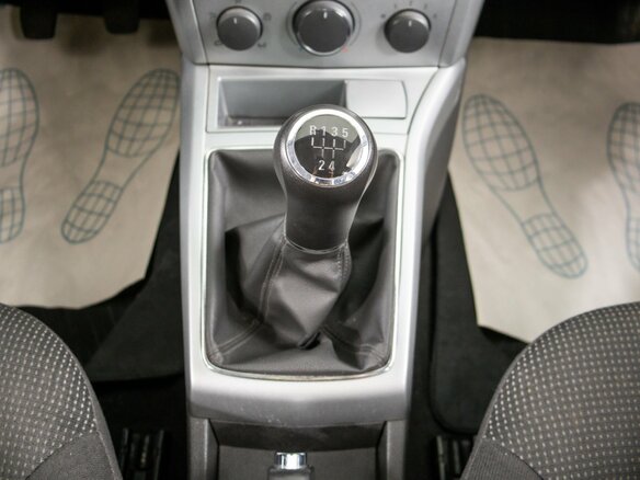 2010 Opel Astra H Рестайлинг, серебристый, 699000 рублей - вид 14