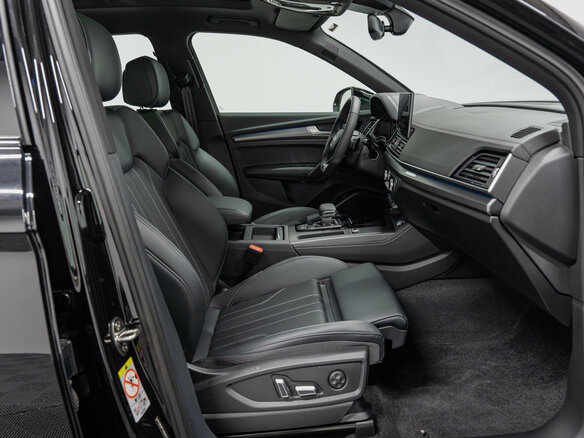 2025 Audi Q5 L 45 TFSI II (FY) Рестайлинг, чёрный, 5890000 рублей - вид 12