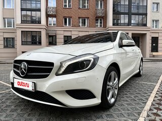 2013 Mercedes-Benz A-Класс 200 III (W176), белый, 1170000 рублей, вид 1