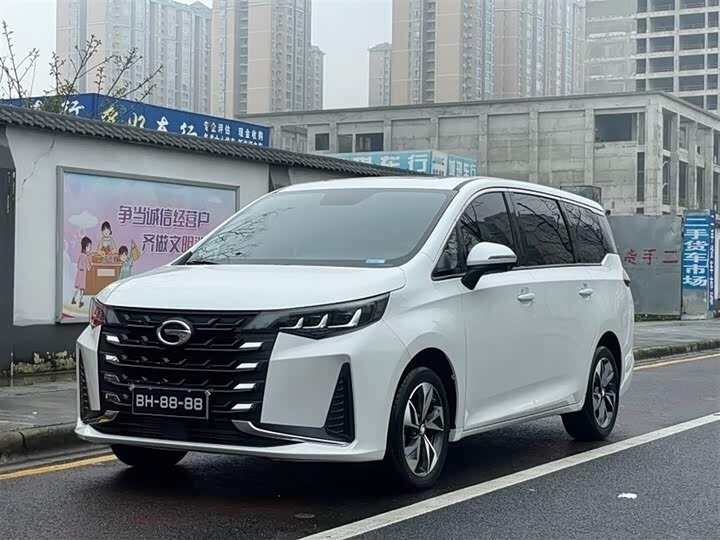 Открыть фотографии: GAC Trumpchi M6 Pro