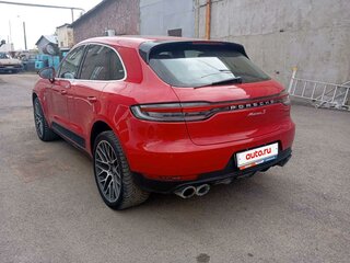 2019 Porsche Macan S I Рестайлинг, красный, 3947850 рублей, вид 4