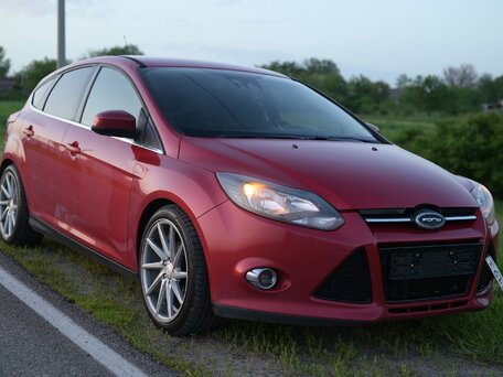 2014 Ford Focus III, красный, 950000 рублей, вид 1
