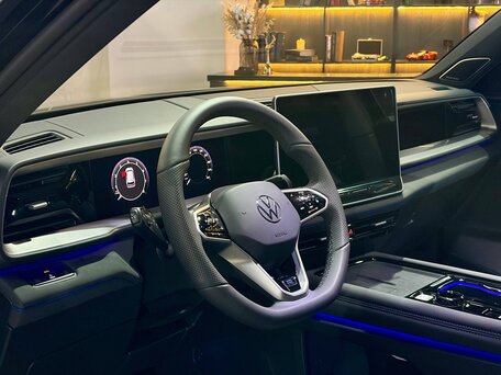 2026 Volkswagen Teramont Pro II (China Market), чёрный, 6050000 рублей, вид 4