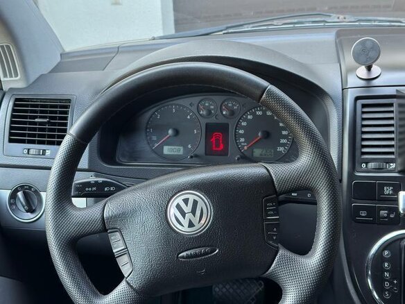 2009 Volkswagen Multivan T5, бежевый, 1335000 рублей - вид 8