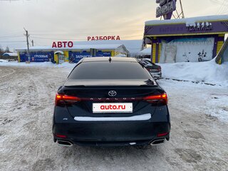 2022 Toyota Avalon V, чёрный, 3800000 рублей, вид 4