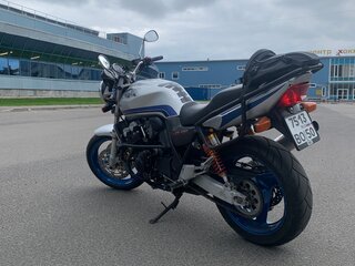 1999 Honda CB 400 Super Four, серебристый, 285000 рублей, вид 2