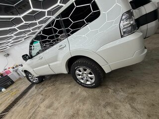 2015 Mitsubishi Pajero IV Рестайлинг 2, белый, 2500000 рублей, вид 3