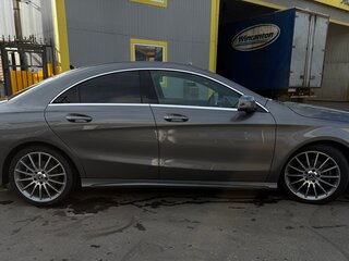 2018 Mercedes-Benz CLA 180 I (C117, X117) Рестайлинг, серый, 2200000 рублей, вид 4