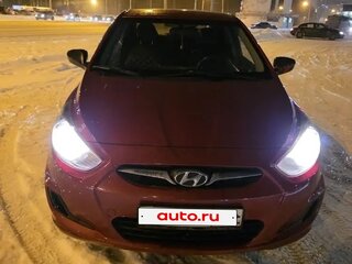 2013 Hyundai Solaris I, красный, 650000 рублей, вид 1