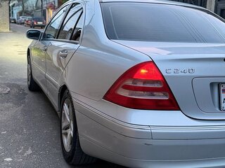 2001 Mercedes-Benz C-Класс 240 II (W203), серебристый, 450000 рублей, вид 5