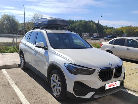 2020 BMW X1 18i sDrive II (F48) Рестайлинг, белый, 2000000 рублей, вид 2