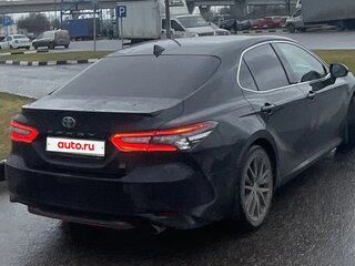 2022 Toyota Camry VIII (XV70) Рестайлинг, чёрный, 2800000 рублей, вид 5