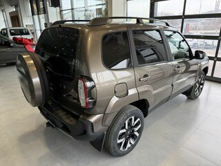 2026 Lada (ВАЗ) Niva Travel I Рестайлинг, коричневый, 1809000 рублей, вид 4