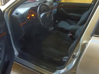 2007 Toyota Avensis II Рестайлинг, серебристый, 900000 рублей, вид 5