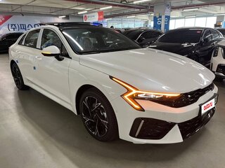 2026 Kia K5 III Рестайлинг, белый, 3199100 рублей, вид 5