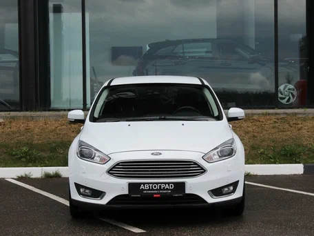 2018 Ford Focus III Рестайлинг, белый, 1040000 рублей, вид 2