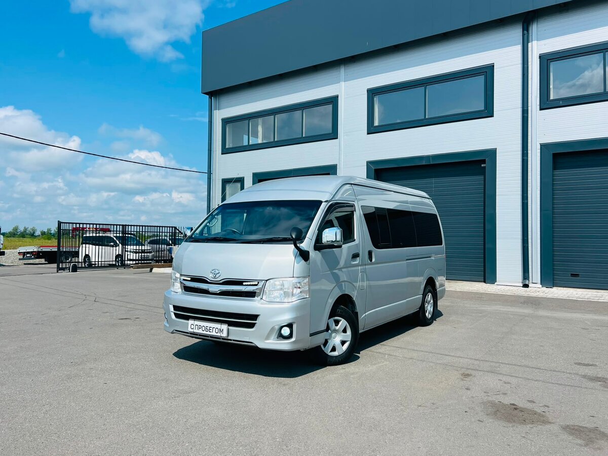 Открыть фотографии: Toyota HiAce H200 Рестайлинг