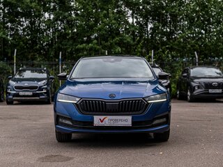 2021 Skoda Octavia IV (A8), синий, 1822000 рублей, вид 3