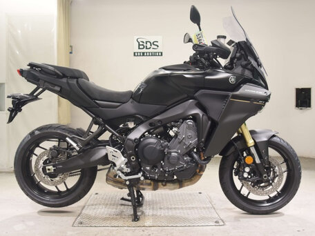 2026 Yamaha MT-09 Tracer (FJ-09), чёрный, 1600000 рублей, вид 2