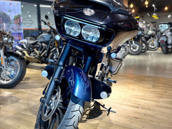2019 Harley-Davidson CVO Road Glide, чёрный, 2250000 рублей - вид 15