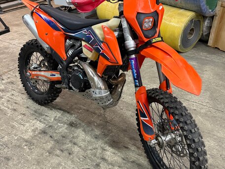 2022 KTM 300 EXC, оранжевый, 800000 рублей, вид 2
