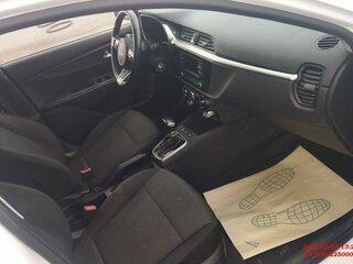 2021 Kia Rio IV Рестайлинг, белый, 1104150 рублей, вид 5