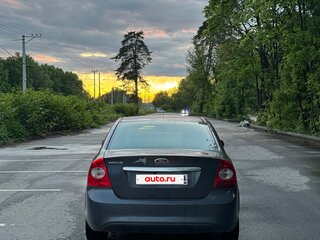 2008 Ford Focus II Рестайлинг, серый, 400000 рублей, вид 5