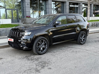 2020 Jeep Grand Cherokee IV (WK2) Рестайлинг, чёрный, 5000000 рублей, вид 2