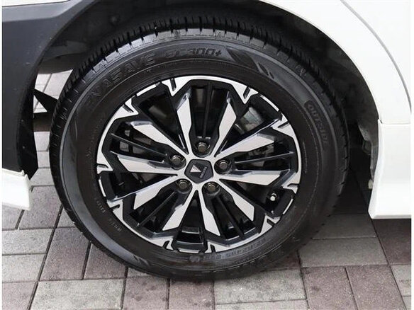 2022 Toyota Sienta III, белый, 1091027 рублей - вид 8