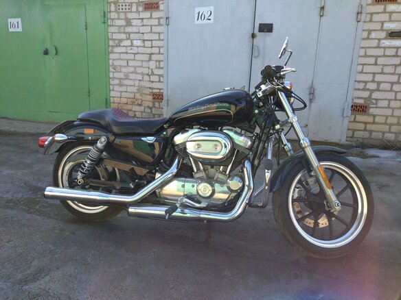 2016 Harley-Davidson Sportster 883, чёрный, 890000 рублей