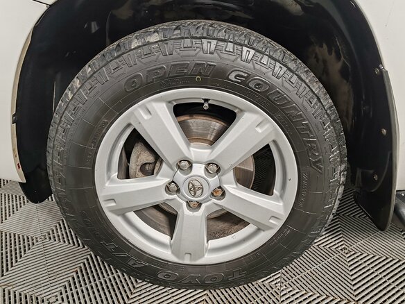 2010 Toyota RAV4 III (XA30) Рестайлинг, белый, 1025000 рублей - вид 10