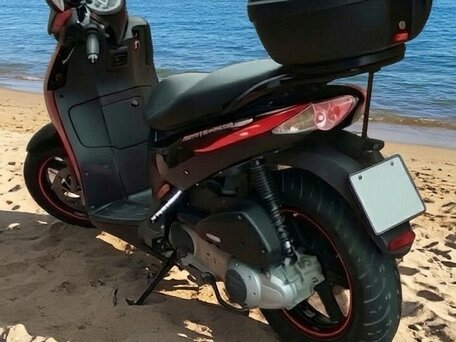 2012 Aprilia SportCity 300, чёрный, 475000 рублей, вид 1