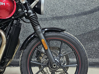 2016 Triumph Street Twin, красный, 639000 рублей, вид 2