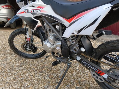 2025 Regulmoto Seven Medalist 150E, красный, 130000 рублей, вид 2