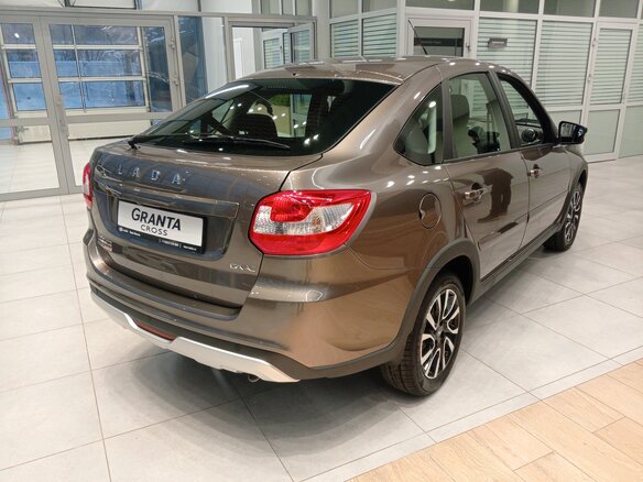 2025 Lada (ВАЗ) Granta Active Cross I Рестайлинг, коричневый, 1390000 рублей - вид 3