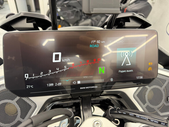 2025 BMW R 1300 RT, зелёный - вид 11