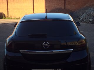 2010 Opel Astra GTC H Рестайлинг, чёрный, 730000 рублей, вид 4