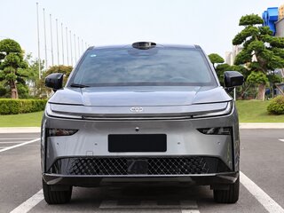 2025 Toyota bZ3X 58.3 kWh, серый, 2640000 рублей, вид 2